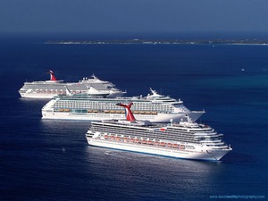 cruise ships in port thumb 300x225 26016