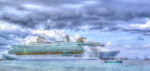 Symphony of the Seas – El barco de cruceros más grande del mundo zarpa