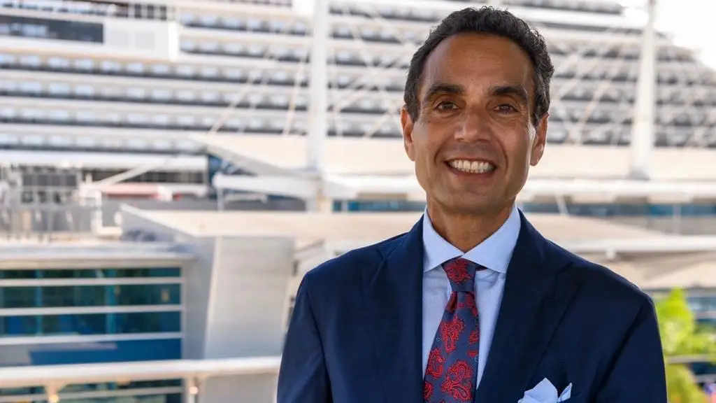 Maritime lawyer Spencer Aronfeld and Port of Miami cruise ship in background.