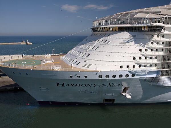 Royal Caribbean Cruise Ship Passenger Killed While Snorkeling in the Bahamas 