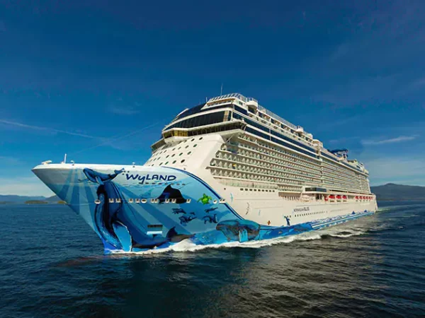 Norwegian Cruise Line to Require Proof of COVID-19 Vaccination