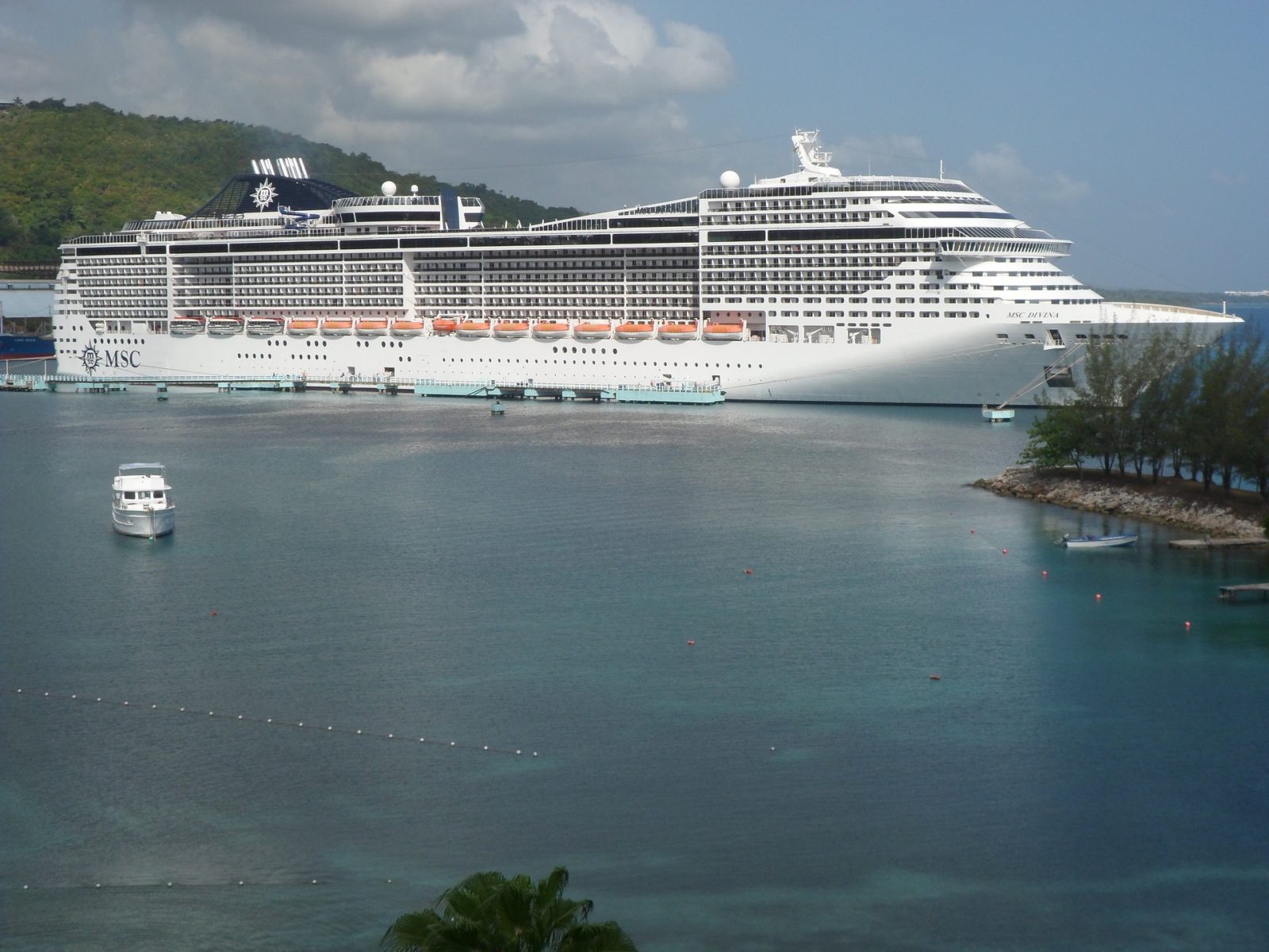 accident on cruise to jamaica min