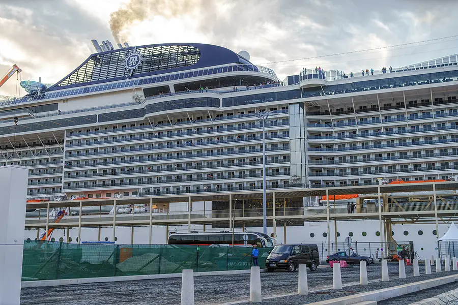 Largest Cruise Ship to Dock in 2023