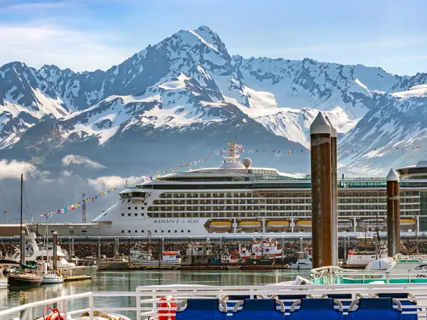 180+ Royal Caribbean Passengers Sick with Gastrointestinal Illness