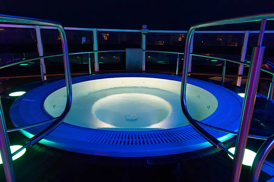 Royal Caribbean’s Symphony of the Seas sent a warning to its passengers after two of them contracted Legionnaires’ Disease on one of the ship’s private balcony hot tubs image.